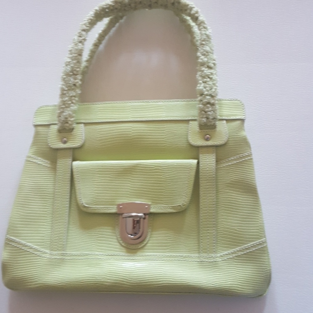 Maxx New York Lizard Embossed Light Green Purse